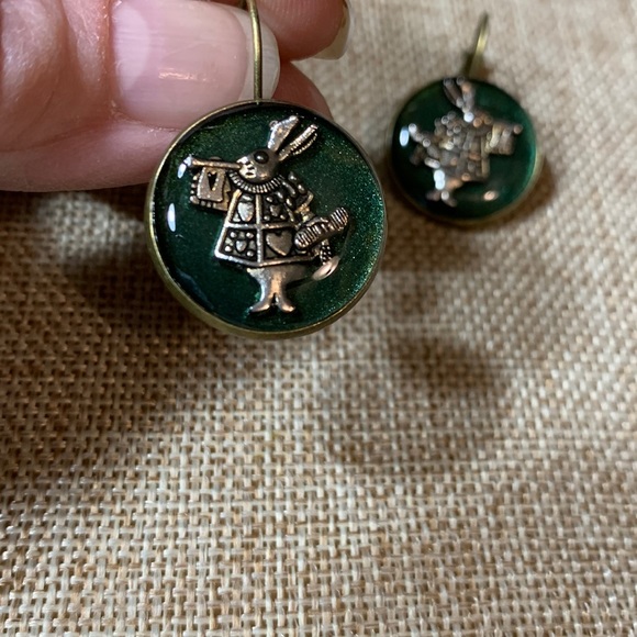 Alice In Wonderland Earrings French Levers New Handmade - Picture 1 of 7